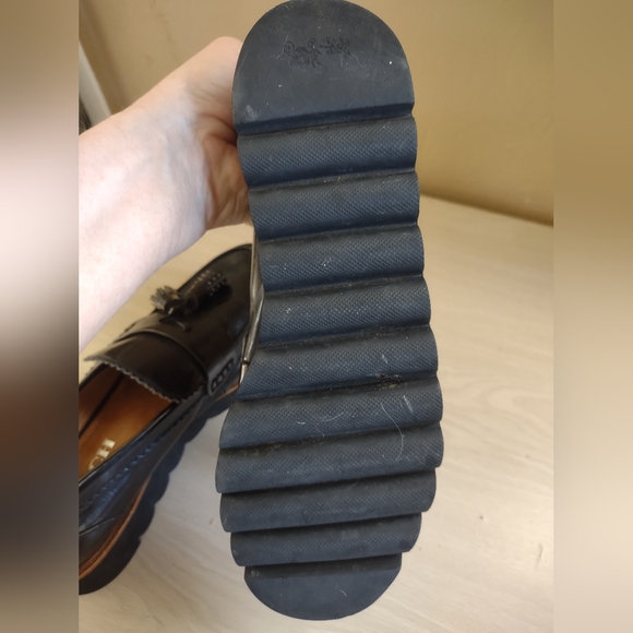 - Coach loafers 7.5 - Picture 6 of 7